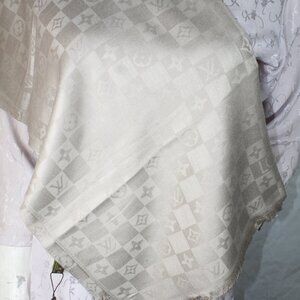 Louis Vuitton Stole Shawl Wrap 65% Cashmere 35% Silk Light Beige Used